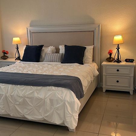 Hollywood Apartment By The Sea Exteriör bild